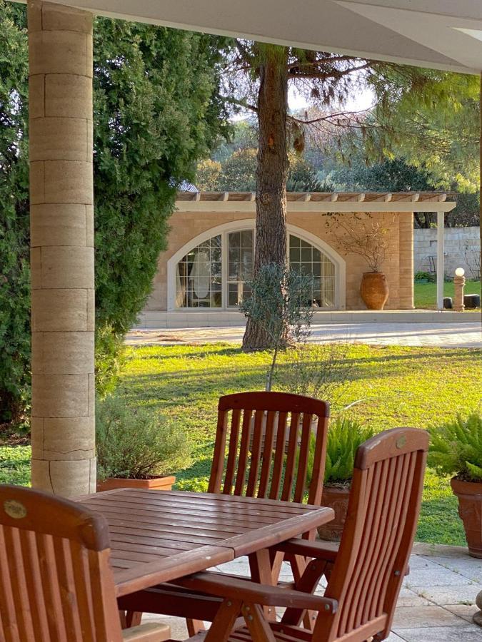 Nostrana Village Apartments Коскину Экстерьер фото